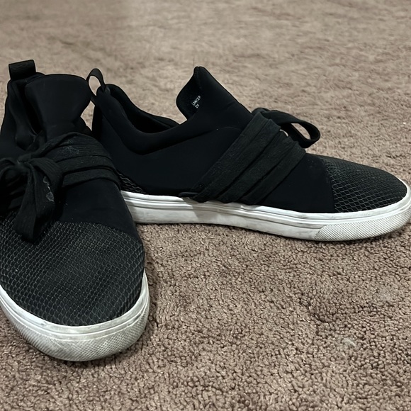 Steve Madden Black Sneakers🖤🖤 - Picture 5 of 5